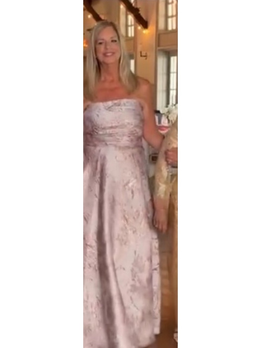 Mother of the Bride - Picture 7 of 7